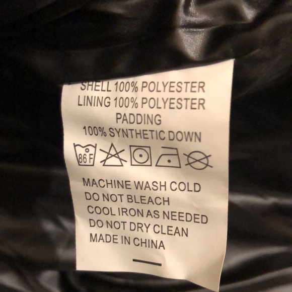 Black puffer long coat with faux fur hood size Large - Picture 7 of 16